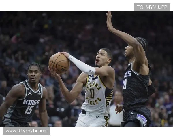 瓦塞尔高效表现8中4贡献10分3篮板4助攻正负值+25全场最佳